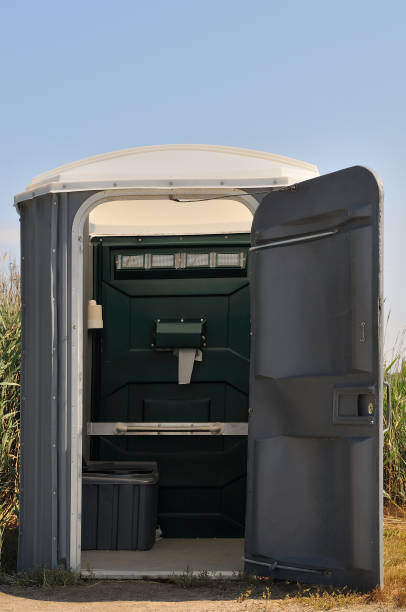 Best Construction site porta potty rental  in Columbus Junction, IA